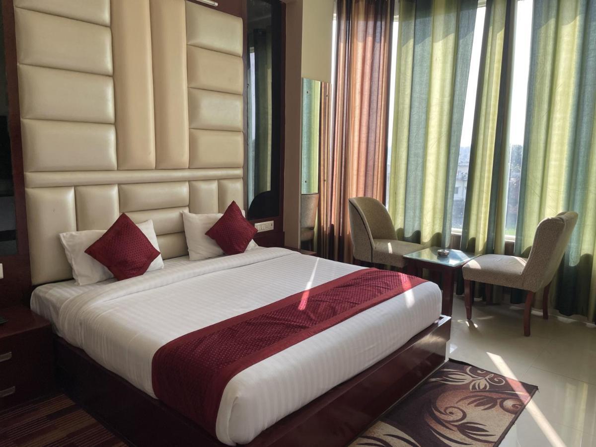 Sumedha G Village Resort And Spa Raiwala Zewnętrze zdjęcie
